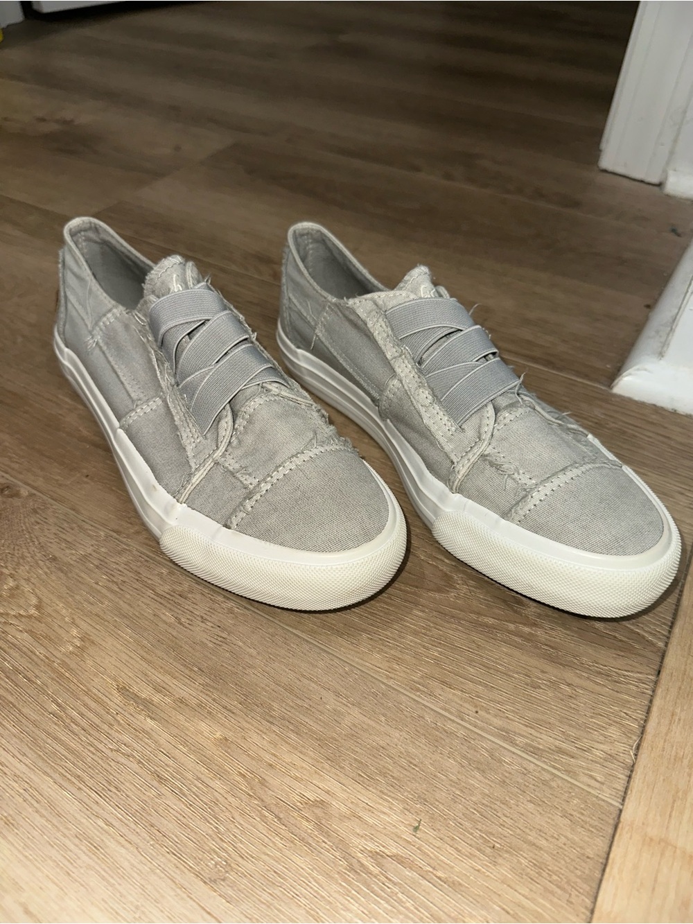 Blowfish Women's Slip-On Sneakers in Light Gray Canvas
